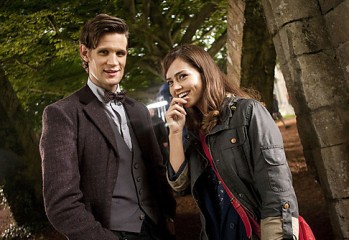 Matt y Jenna-Louise en la grabación de Doctor Who