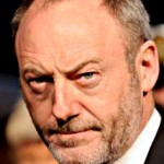 Liam Cunningham aparecerá en Doctor Who, en el episodio de Mark Gattis