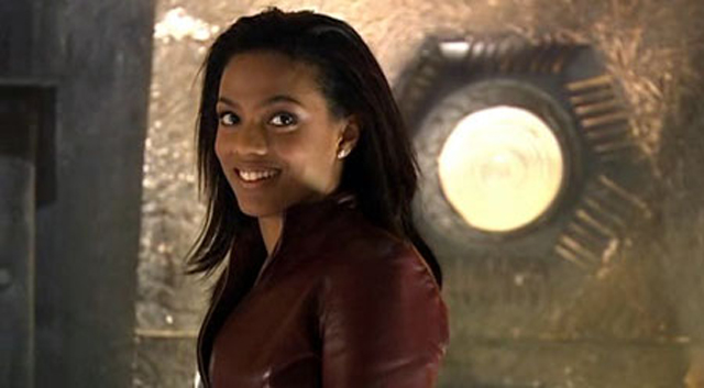 Freema Agyeman como Martha Jones