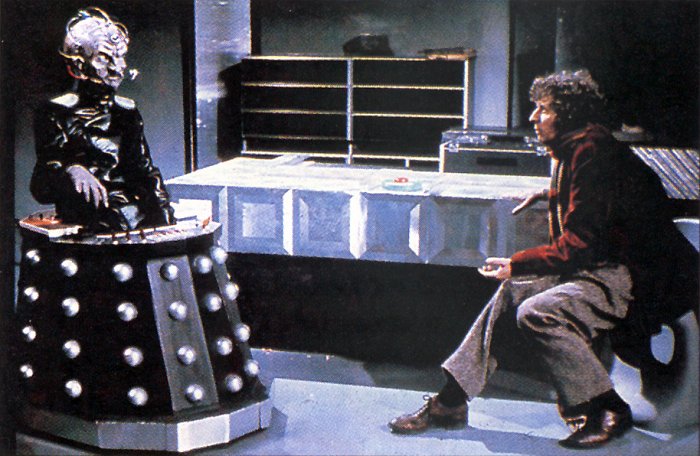 El Cuarto Doctor y Davros en Genesis of the Daleks (La Genesis de los Daleks)