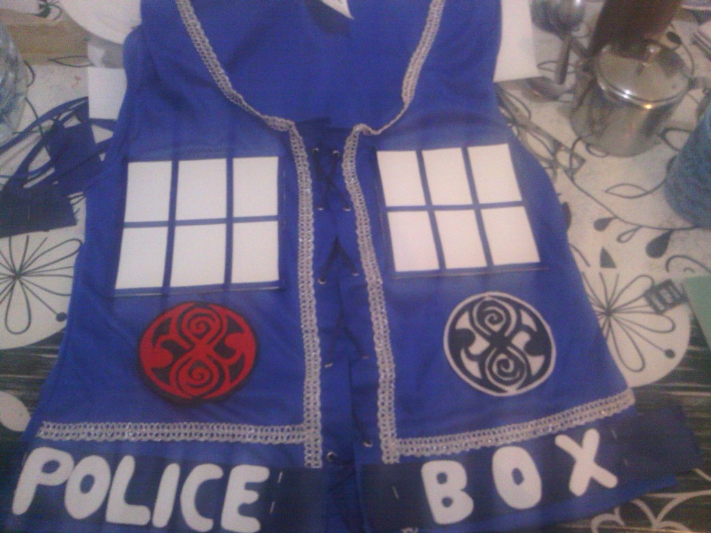 cosplay-tardis-02