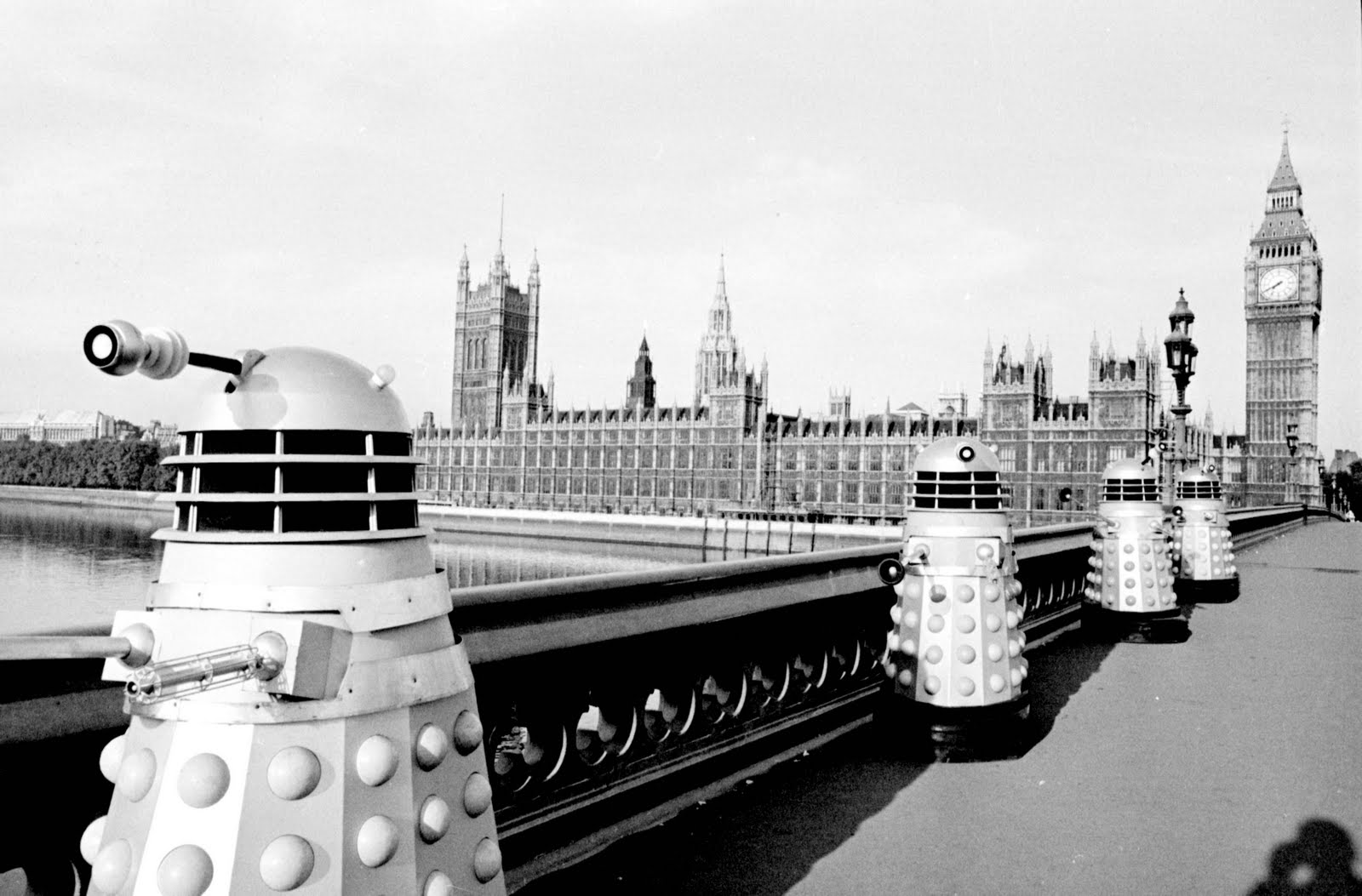 dalek invade earth1